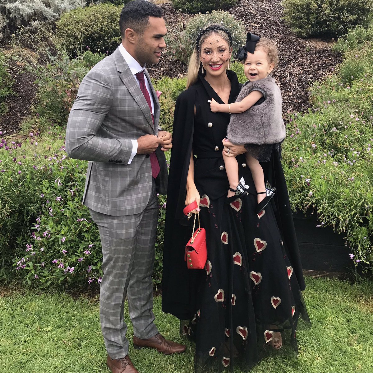 Off to the races with the wife❤️
