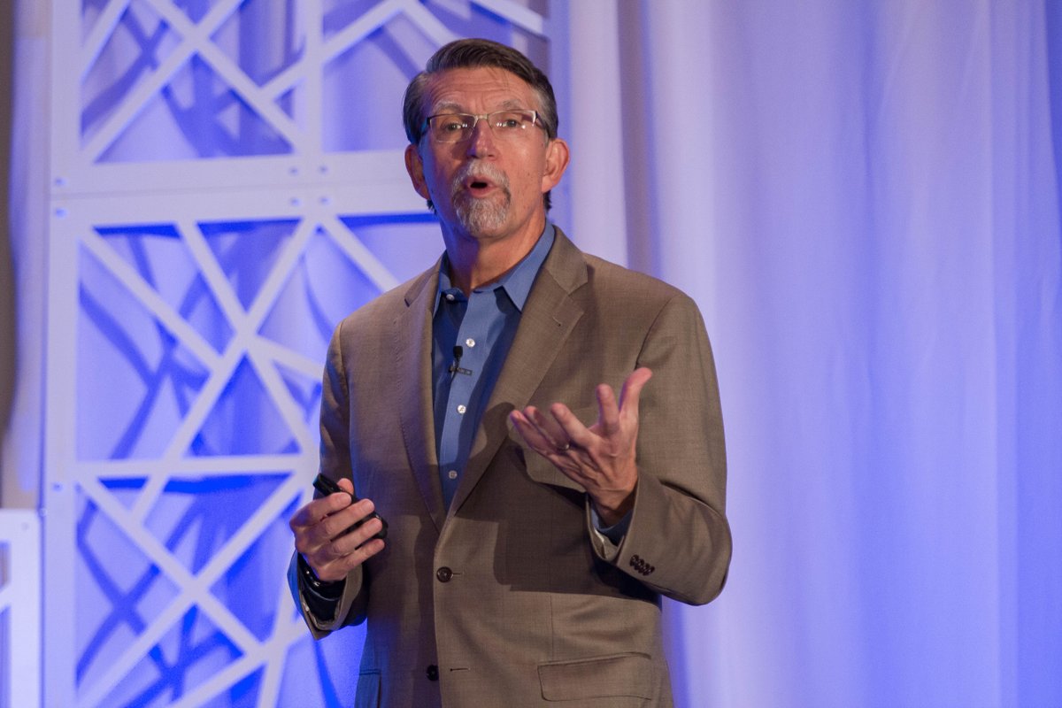 HealthSpaces's tweet photo. Excellent talk by Don Orndoff of Kaiser Permanente @KPShare at #HFIF https://t.co/U2IYRbO3un