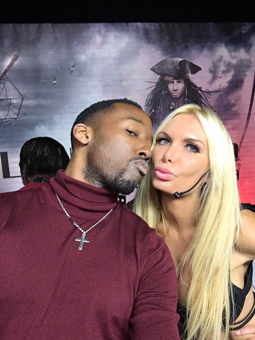 Con @JavierGHRV hoy en #lanochepirata concursante #granhermanorevolution #granhermano18 besos a los piratas<a class="tags" target="_blank" title="On Twitter" href="/?out=eyJ0eXAiOiJKV1QiLCJhbGciOiJIUzUxMiJ9.eyJpYXQiOjE3MjIwMzI4ODQsImlzcyI6InR3cG9ybnN0YXJzLmNvbSIsIm5iZiI6MTcyMjAzMjg4NCwiZXhwIjoxNzUzNTY4ODg0LCJyZWRpcmVjdF91cmwiOiJodHRwczovL3R3aXR0ZXIuY29tL0phdmllckdIUlYifQ.962HXrrOtP-OhdSB1Dk8jQo5CAQUZRGaUGN5aVyfsOfeLb6NK_B1F1qY-jLg-HKaRN9aWB2DHIo4-5e22fZuDA">@JavierGHRV</a><a href="/tag/lanochepirata"class="tags">#lanochepirata</a><a href="/tag/yolaberrocal"class="tags"><span>#yolaberrocal</span></a><a href="/tag/yolista"class="tags"><span>#yolista</span></a><a href="/tag/yolistas"class="tags"><span>#yolistas</span></a><a href="/tag/granhermanorevolution"class="tags"><span>#granhermanorevolution</span></a>