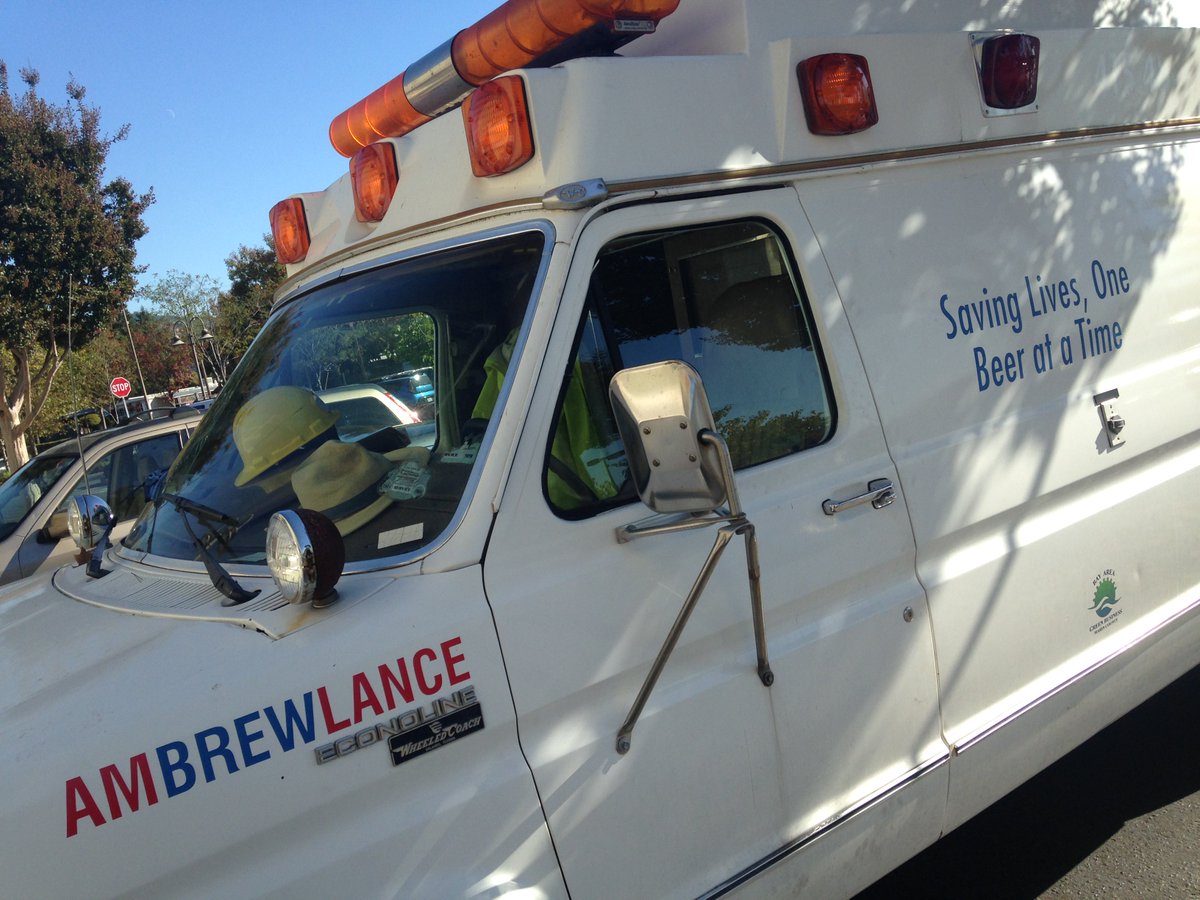JustFrederiksen's tweet photo. Spotted in Santa Rosa: marketing that made me laugh. #ambrewlance https://t.co/6ZqV1UvA5Y