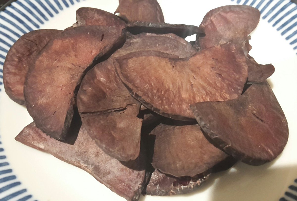 アボカドの種を重曹でアク抜きし 180 のオーブンでカリカリになるまで焼く そのお味とは 見た目は牛タン スモークレバーかと思った Togetter アボカドの種を重曹でアク抜きし 180 のオーブンでカリカリになるまで焼く そのお味とは 見た目は牛タン スモークレバーかと思った Togetter