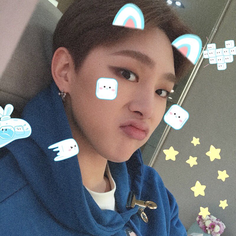 hyunbinsoft's tweet photo. pout :3
#JBJ
☆*:.｡. #HYUNBIN ☇ #권현빈 .｡.:*☆ https://t.co/V9VfQrG7lI