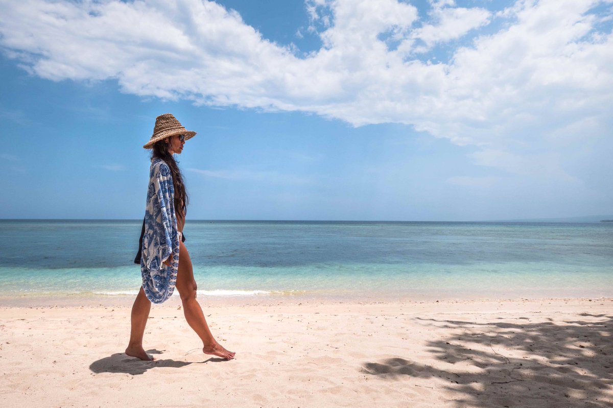 IamPoi_com's tweet photo. I can never have too much BEACH 💙💙 . https://t.co/yFgx5hv1gG