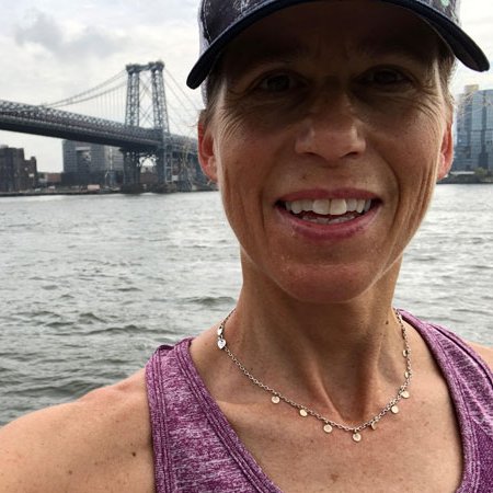 oiselle's tweet photo. "NYC: The Biggest Apple You'll Ever Bite" a #TCSNYCMarathon recap from Chief Bird @oiselle_sally: https://t.co/ZA7Tb3WEfC #FlyNYC https://t.co/E4pEMvK9GR