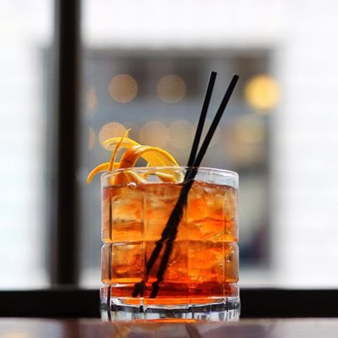 Suite410's tweet photo. It’s happy hour!! So come grab a seat at the bar and let us make you your new favorite cocktail! https://t.co/mK6ZHRS513