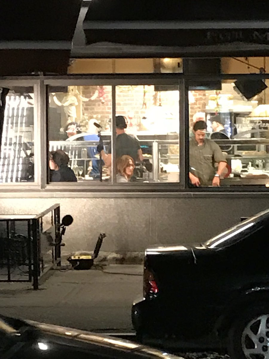 FordhamWBB's tweet photo. Just another night at Fordham seeing @JLo and @MiloVentimiglia filming on Arthur Avenue right next to campus! https://t.co/qOvRKND29e
