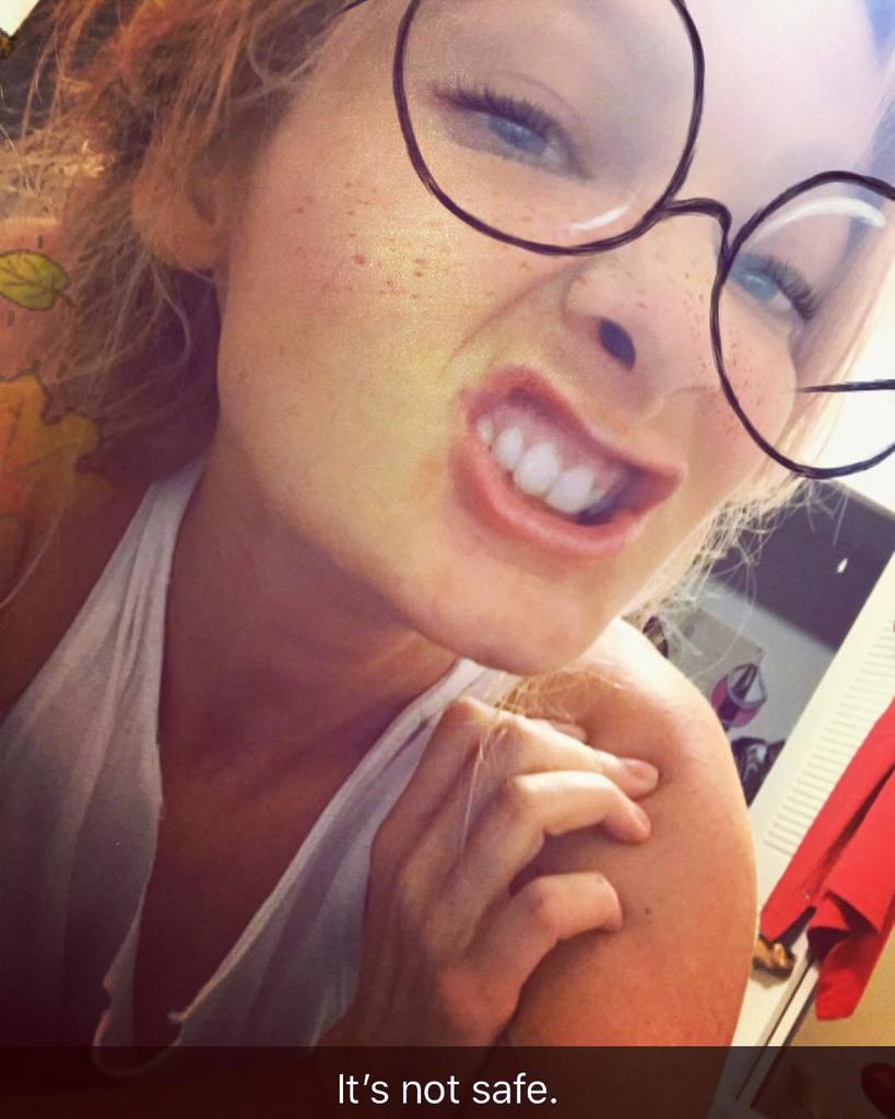 RapeLawReform's tweet image. When someone asks me why I’m wearing heels even though I’m so tall. 🤦🏼‍♀️🙄 #itsnotsafe ift.tt/2hMty3S