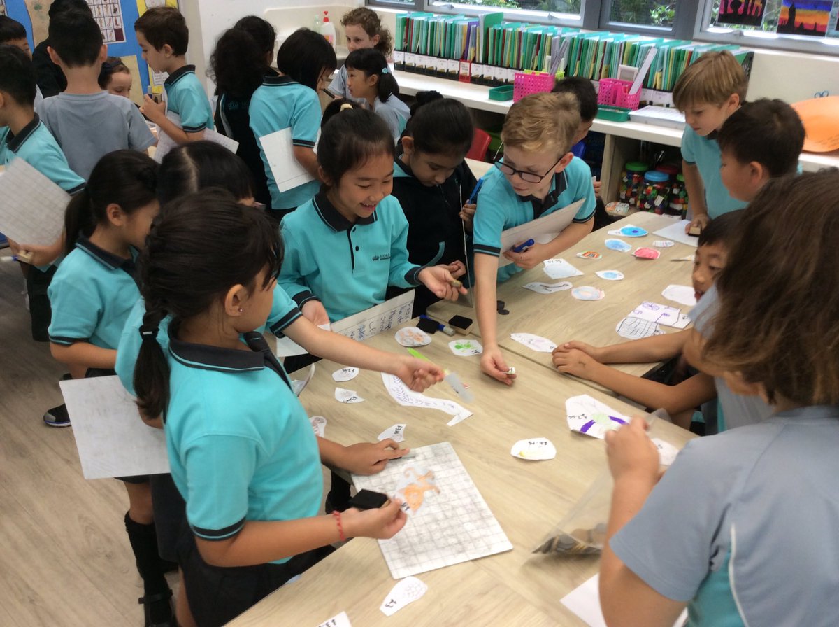 YR3NAISHK's tweet photo. 3D are visiting 3E's market stalls. Great to see both classes working together to calculate totals and change with English currency #naishk https://t.co/ZTKXsI2LjP