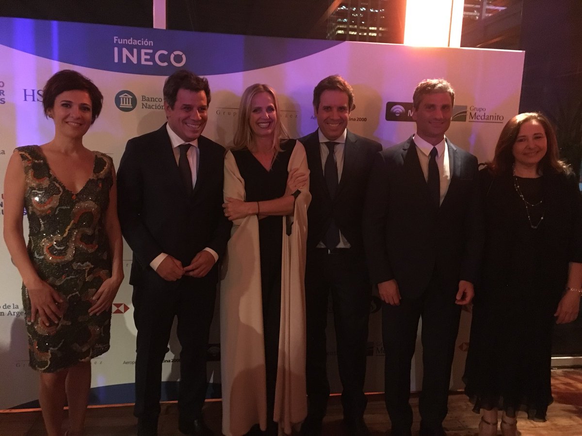 INECOArgentina's tweet photo. Comenzando la #CenaAnual de #FundaciónIneco. Gracias una vez más por el apoyo a la ciencia y el conocimiento https://t.co/vE3jdawO3T