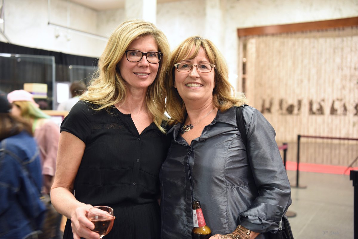YEGfilmfest's tweet photo. More photos from our #RedCarpetGala
#ESFF2017 #YEGFILMFEST #YEGARTS #YEGFILM https://t.co/vHSNyUbrw6