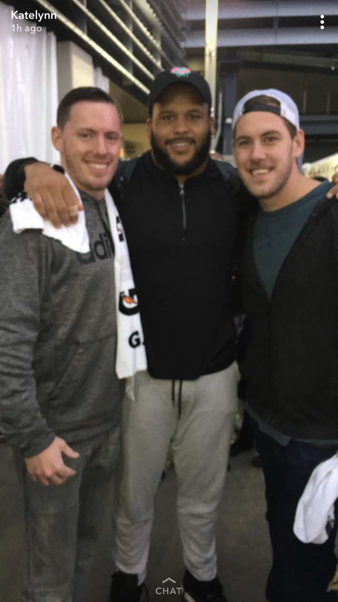 DanSvehla's tweet photo. Huge shout out @RamsNFL @TG3II @AaronDonald97 @RQuinn94 @Tayaustin01 @robertwoods @MROGLETREE52 thank you 🙌🏼 #RamsGiants  #LARforthewin https://t.co/X5jb7VaCog