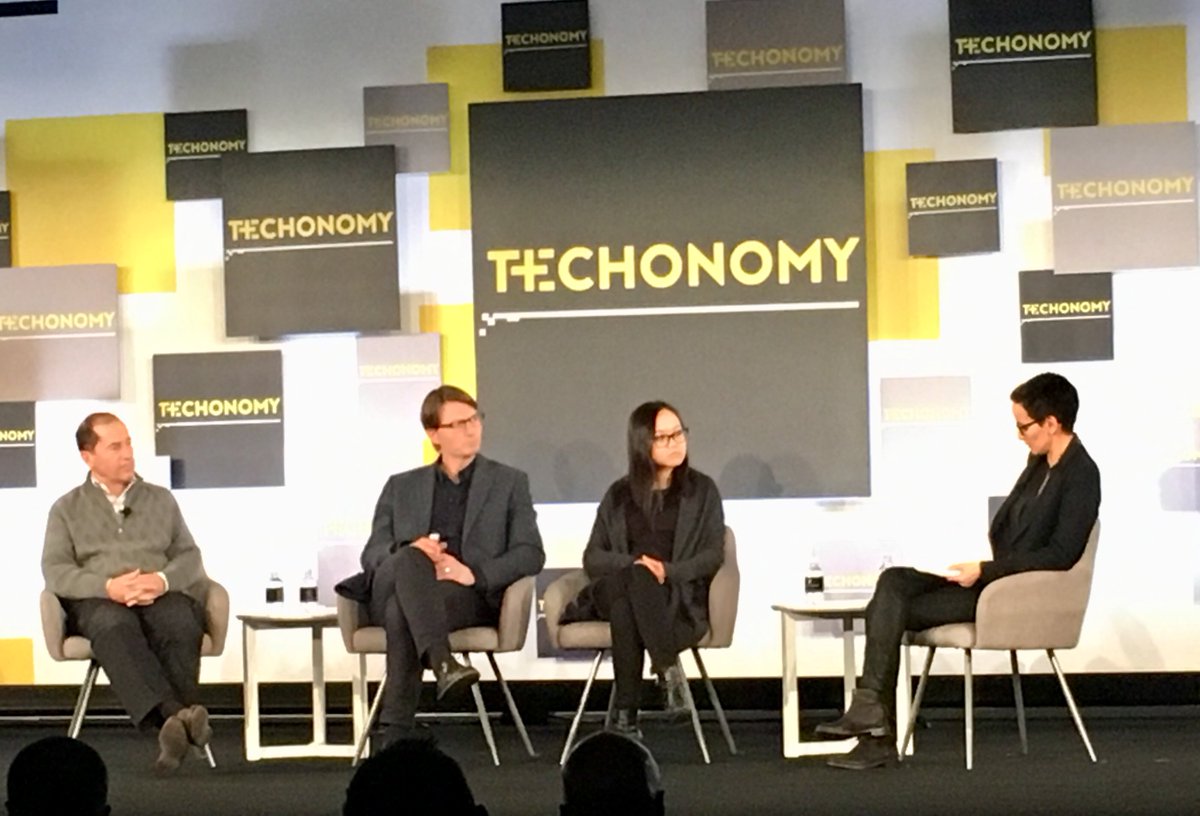 techonomy's tweet image. .@SCR10 w/ Katerra&apos;s Michael Marks, Turner Construction&apos;s Lincoln Wood + PlanGrid&apos;s @Tracy_Young re: construction innovation #techonomy17