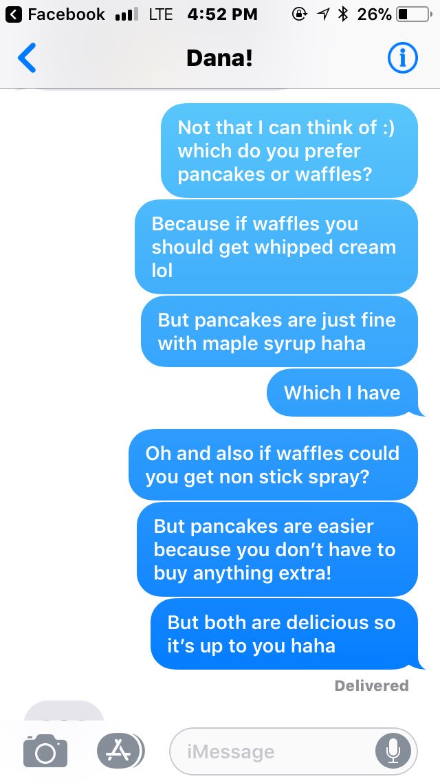 ohmygASHH's tweet photo. First of all I’m sorry if you have to be my friend bc i text like a psychopath. breakfast for dinner is important tho https://t.co/teYMC2Vhpa
