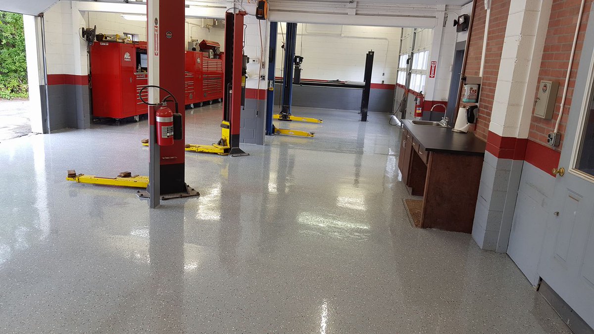 AutoRepairMuir's tweet photo. #NewFloors #AutoRepairMuir https://t.co/7bFmGyC2Vt