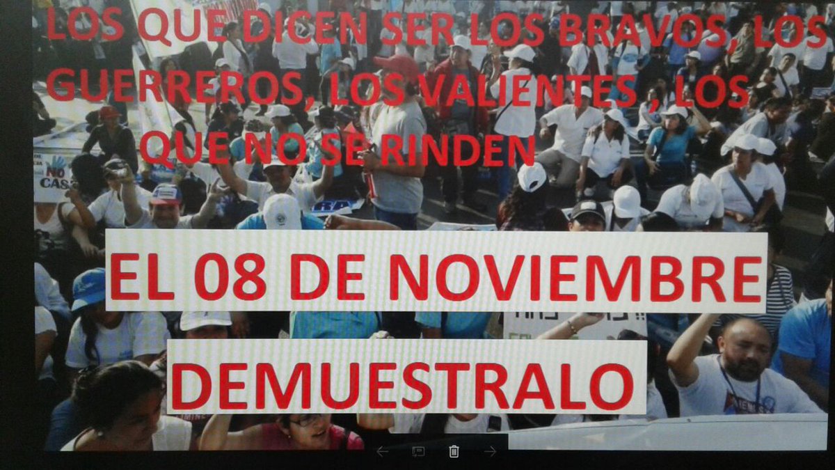 MiriamOyague's tweet photo. @augusegui @MTPE_Peru Seguimos en pie de lucha exigimos Reivindicación Laboral #Aprobaciónpresupuesto2018 #Listastransparentes @Cas_a_728 👉👉 https://t.co/8tHDcD34t7
