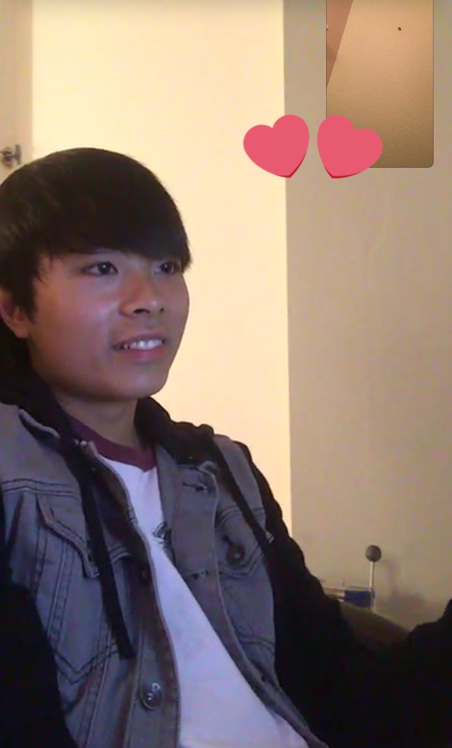 VictorTranStan's tweet photo. The way he looks at his computer screen .. I wish that could be me some day~ 😍💓 https://t.co/P4vaqfVnZZ