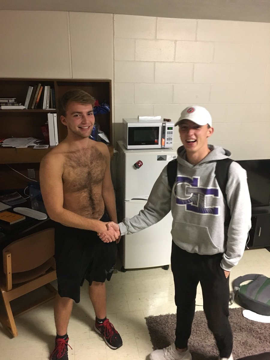 will_herb_stone's tweet photo. 🚨 1,000 RETWEETS AND THIS UNL CORNHUSKER GETS A FULL BODY WAX. RETWEET 🚨 @BarstoolHusker @CaelMartinez https://t.co/tb5Dk5XmYz