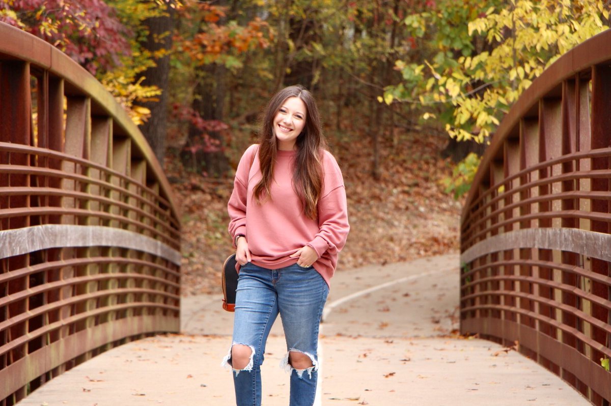emmakatelyn's tweet photo. “Why did she even start a blog?” I️ answered it today + I’ve got a discount code for ya! Go check it out, y’all! https://t.co/66AUEqRyrB https://t.co/lw9N89qkWE
