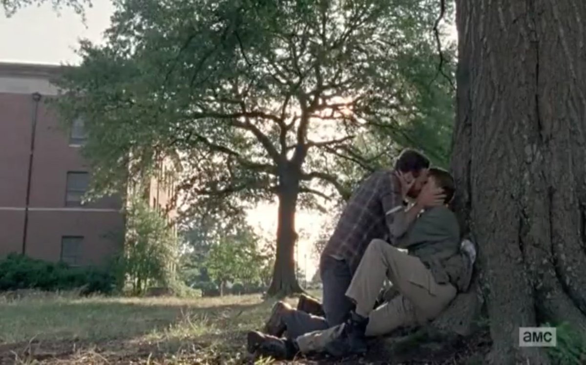 darylftcarol's tweet photo. se me partió el corazón acá

#TheWalkingDead #twd #TWD8enFOX https://t.co/iYD0iUcYXg