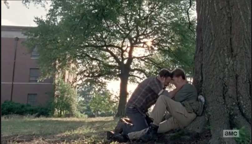 darylftcarol's tweet photo. se me partió el corazón acá

#TheWalkingDead #twd #TWD8enFOX https://t.co/iYD0iUcYXg