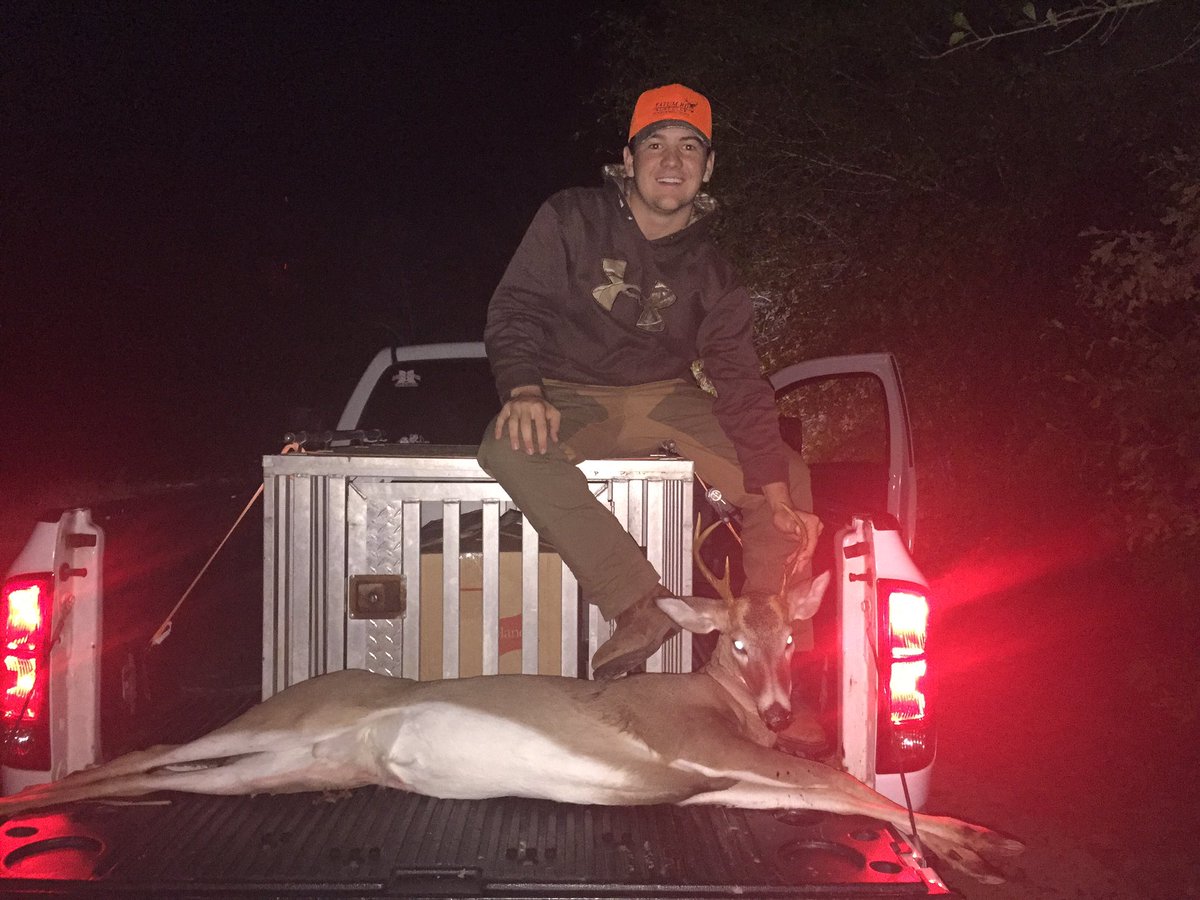 VTRCB's tweet photo. My youngest son starts the muzzleloading season the same as the last 2 years. Time for summer sausage & jerky! #Sportsman #FallOutdoors https://t.co/sejffH0xAn