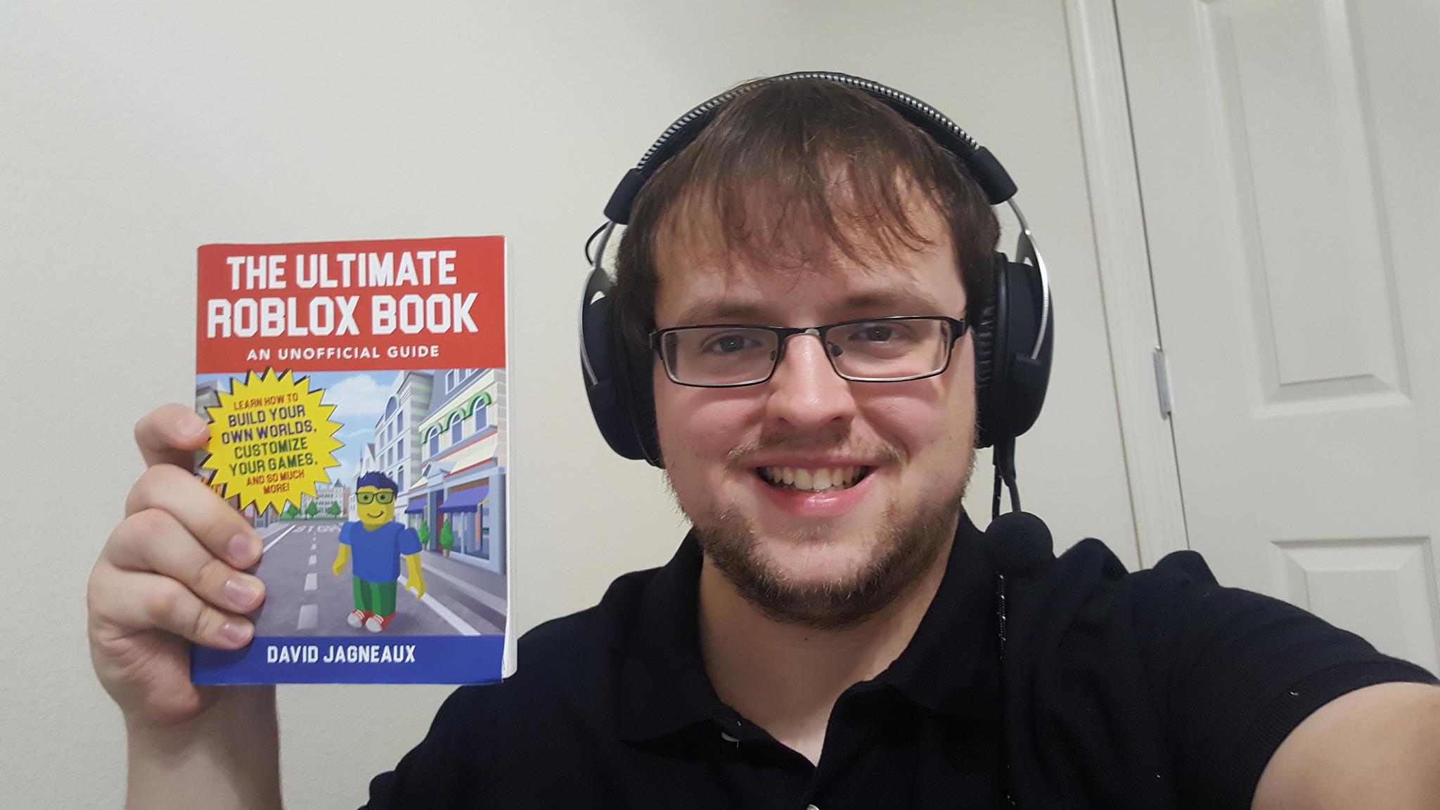 David Jagneaux En Twitter Reminder I Wrote A Book It S All About Roblox For Simonschuster Adamsmedia And It S Coming Out In January The Book Teaches Kids How To Play Games And Create - ultimate unofficial guide to robloxing