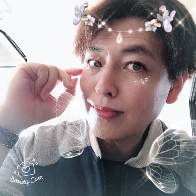 声優 緑川光 公式twitterを開設 自撮り投稿にファンから反響 ニュース Abema Times