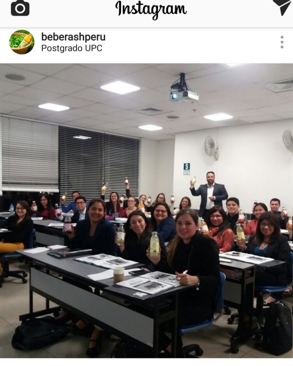 JulioChirinosOf's tweet photo. Tuvimos la visita de una marca amiga del #Endomarketing en la sesión 2 del Curso: BTLs en la empresa. Gracias @Beberash 
#PaLante 
#Beberash https://t.co/r5ZzTk8xTg