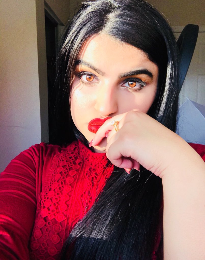 zainab tweet media