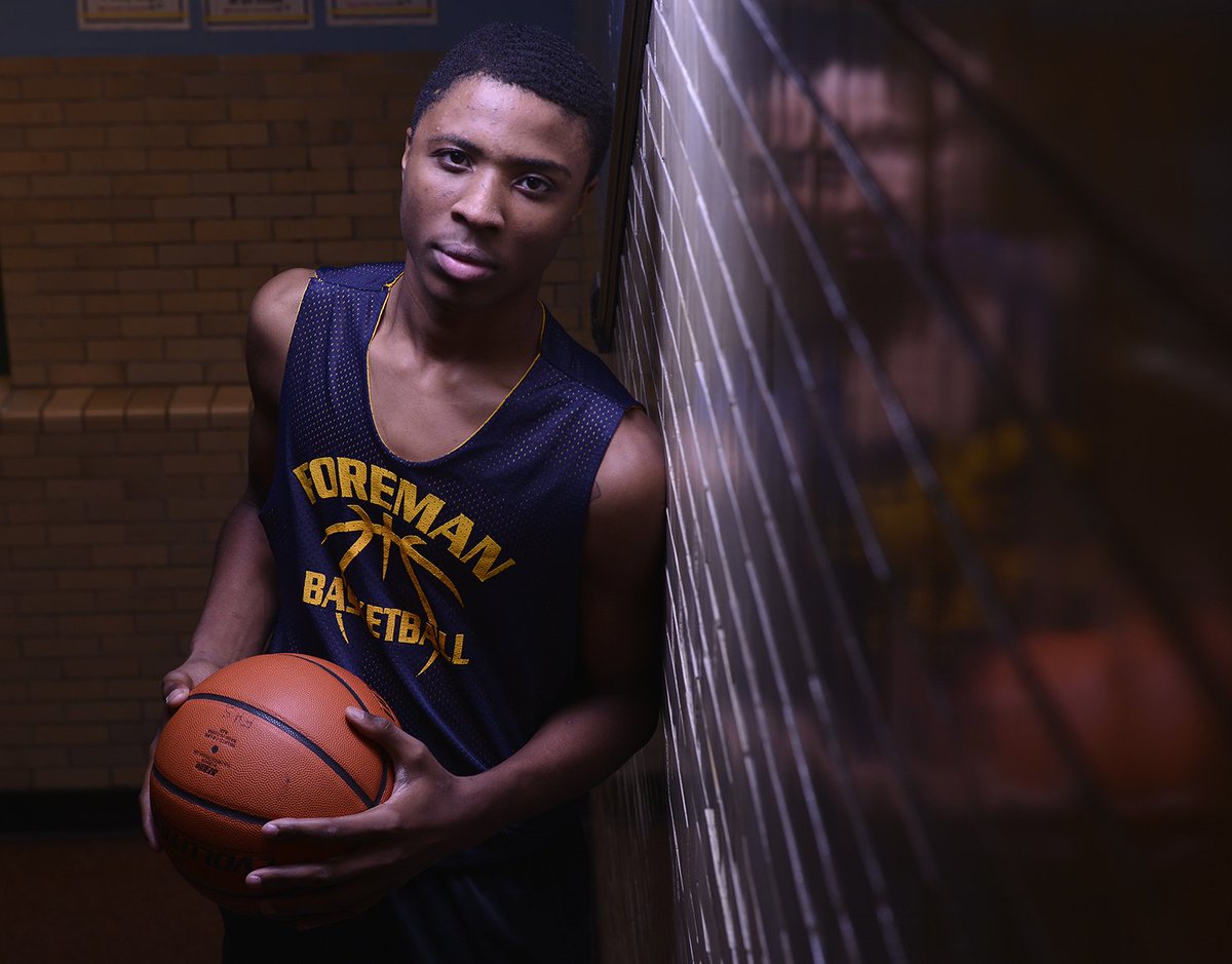 michaelsobrien's tweet photo. Foreman’s Damari Hendrix is back playing basketball, 14 months after being shot in the head
https://t.co/RbMFP42Fyz https://t.co/LKAqRWLbA7