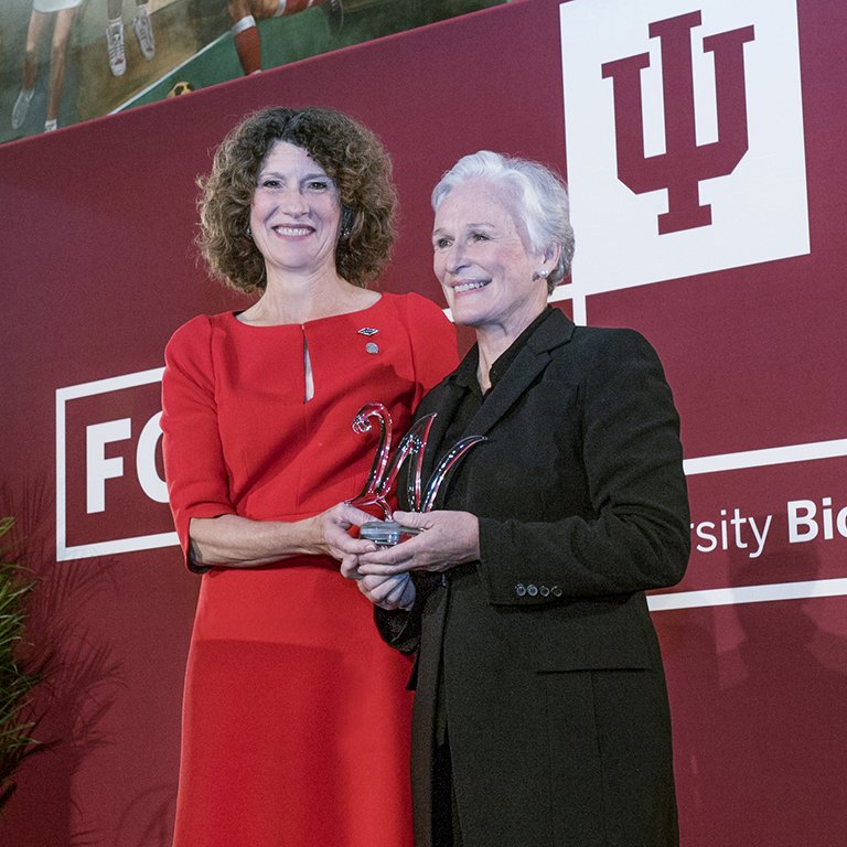 Renowned actress Glenn Close donated her costume collection to Indiana University -- see the pictures. bit.ly/2yZ1AM4