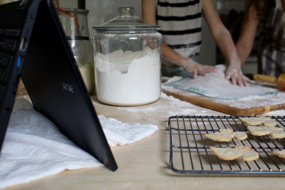 Today's post is all about cooking w/ kids on my #Spin3! Windows Hello: the password is you. #Windows #ad #KeepAsking homesongblog.com/autumn/slow-pa…