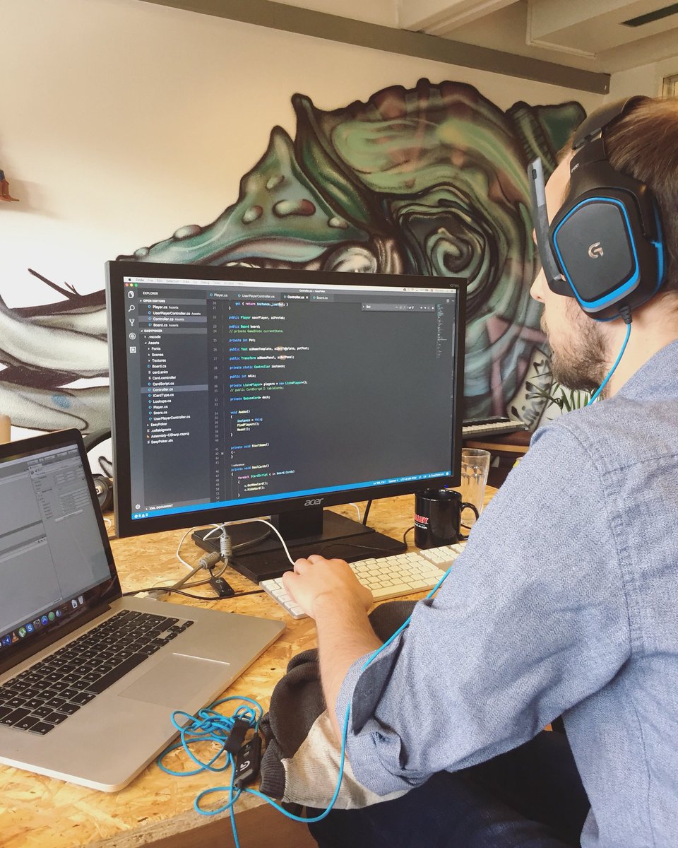 EasyPokr's tweet photo. Getting ready for the @ProductHunt Global Hackathon 🚀 #EasyPoker https://t.co/T9d9S71kR2
