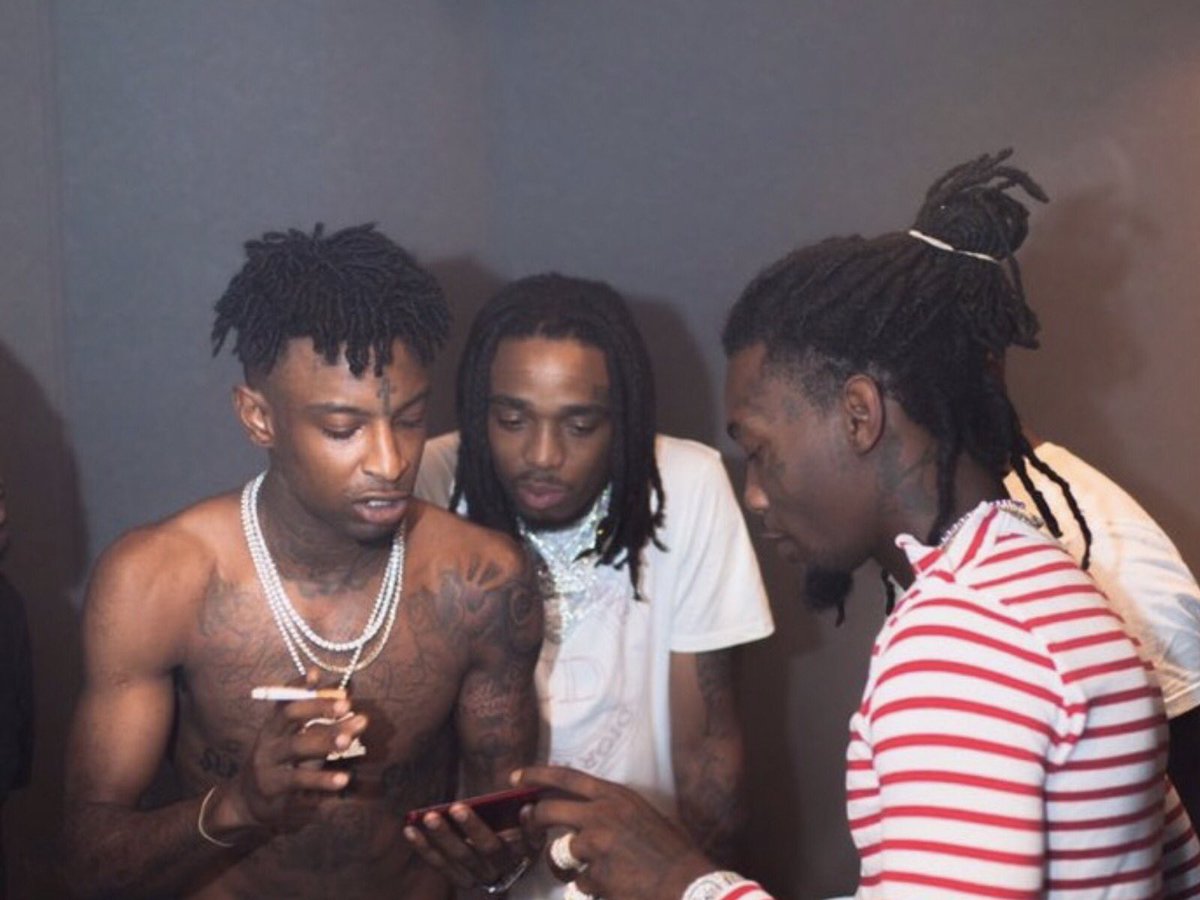 HUNCHODREAMS's tweet photo. 21 Savage and Offset are dropping a collab album produced by Metro Boomin tonight https://t.co/NNCrkhobG1