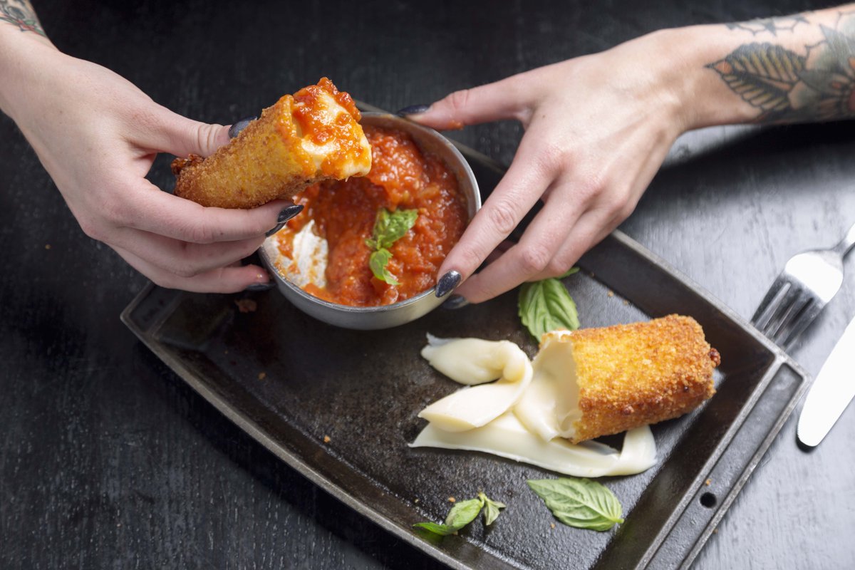 Rockit Bar & Grill tweet media