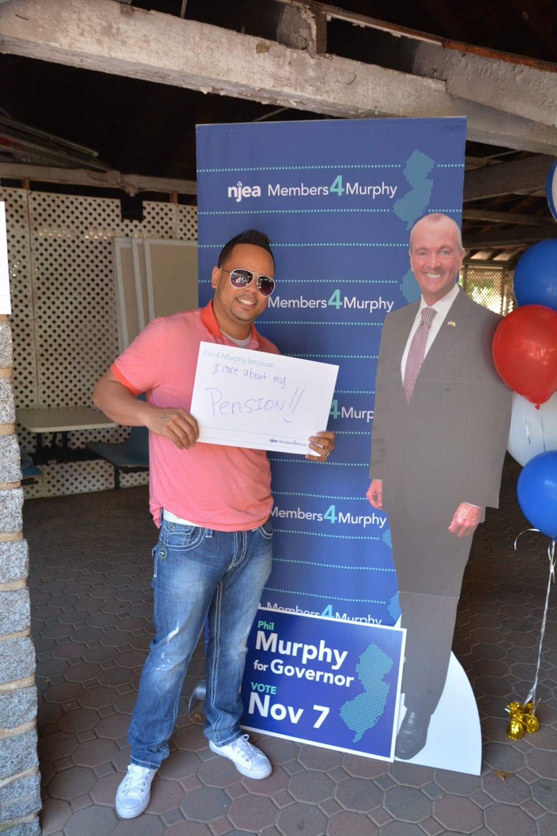 .@PhilMurphyNJ  #M4M <a href="/njea/">NJEA</a>. Time for change, we remember, it's almost November #njea