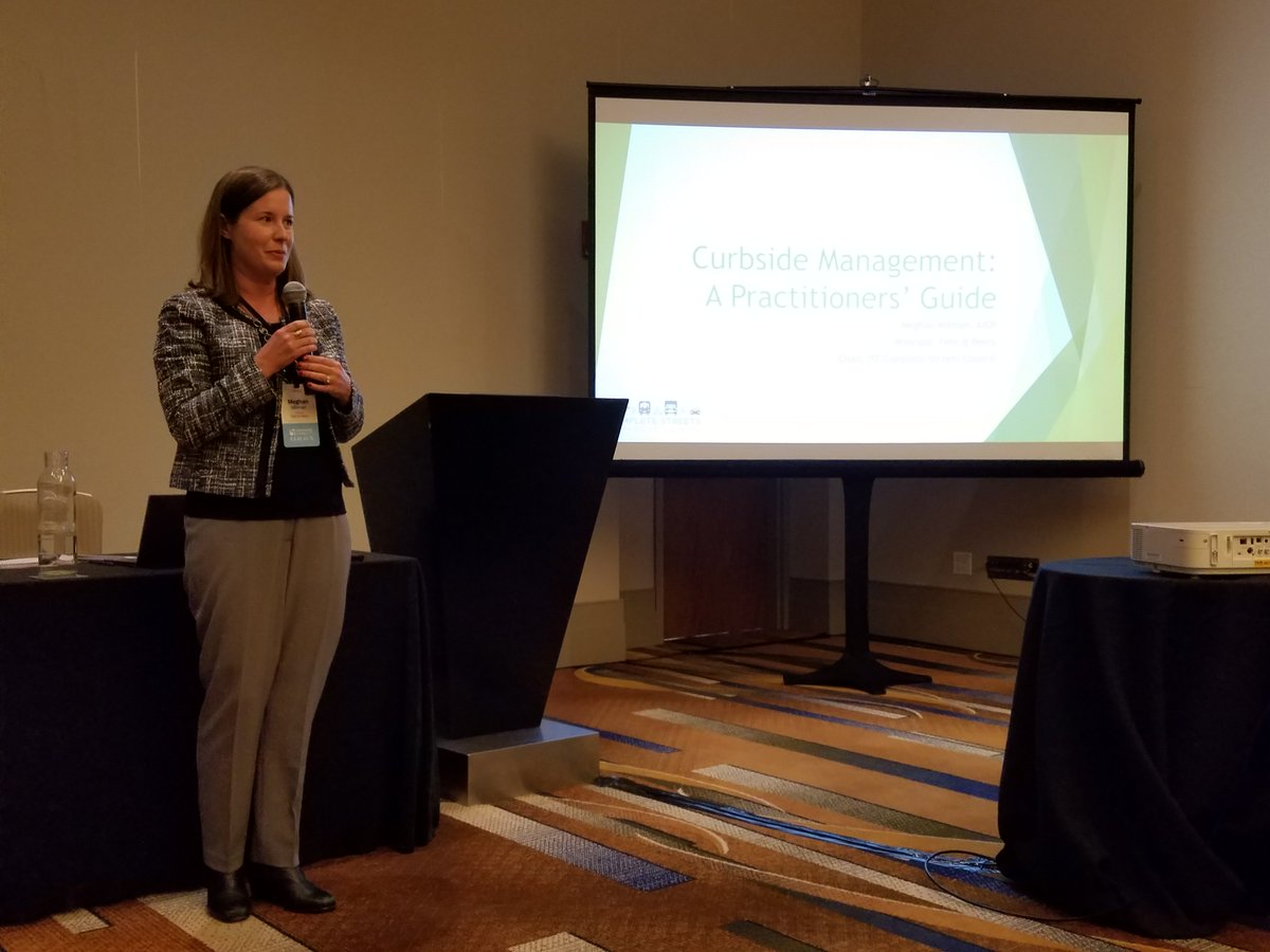 Discussing a joint <a href="/ITEhq/">ITE - Community of Transportation Professionals</a>/<a href="/NACTO/">NACTO</a> effort to develop a practitioner's guide to #CurbsideManagement. See more: fehrandpeers.com/curbside-manag… #NACTO17