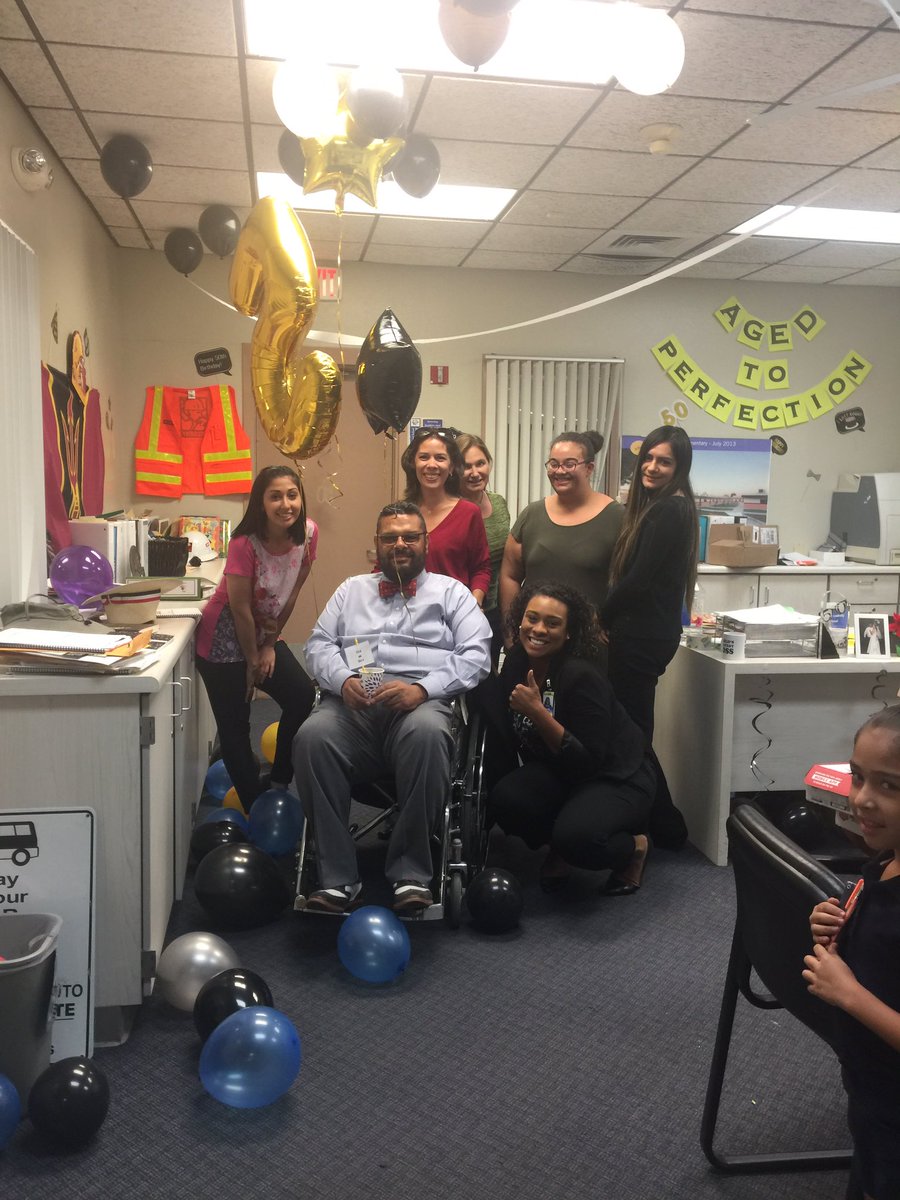 normaaguayo2's tweet photo. Too bad there isn't a hill to push Rob down!
#cartwrightElem https://t.co/NFoY4CXnti