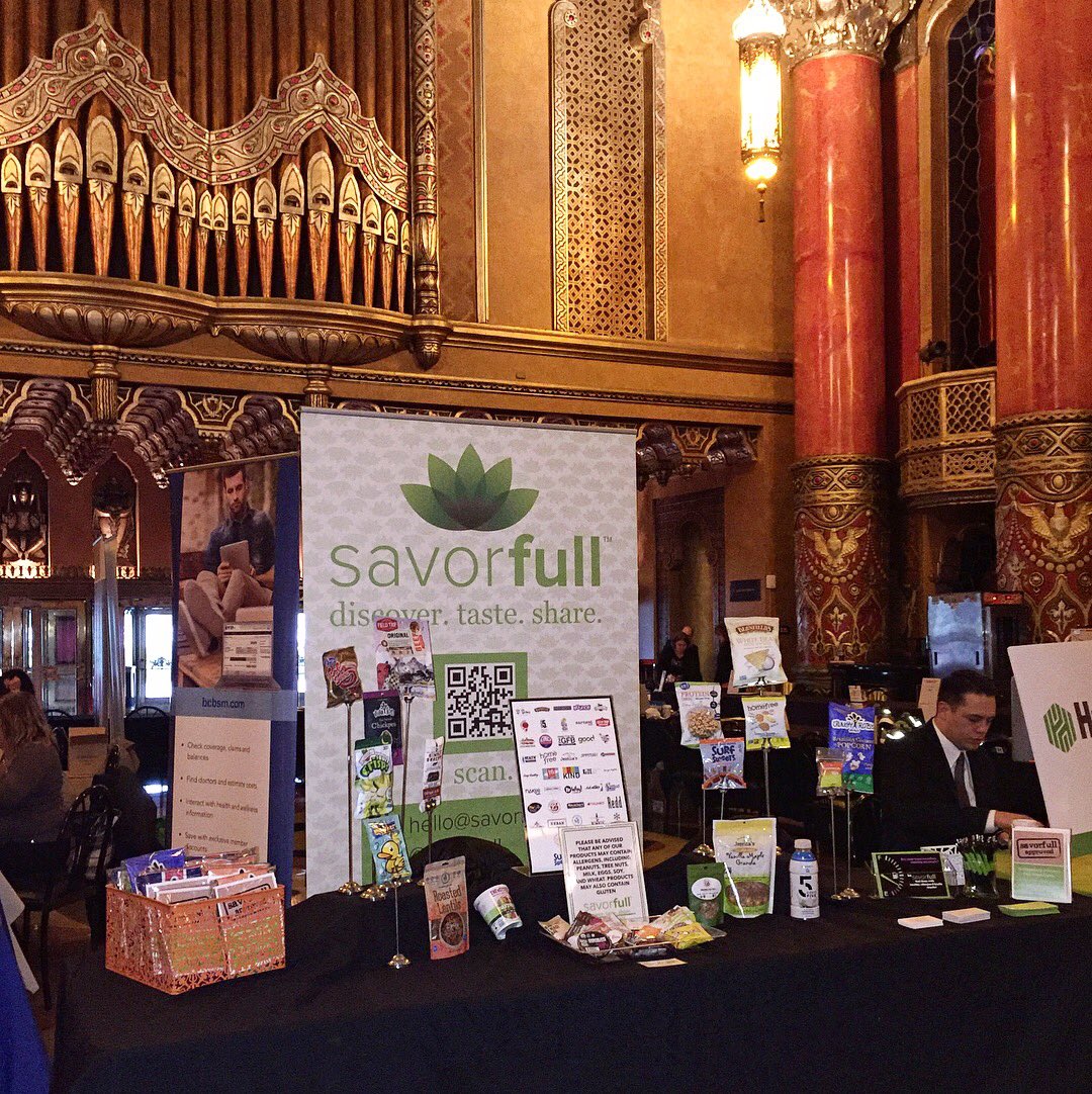 savorfull's tweet photo. Savorfull LOVED rockinโ at @FoxTheatreDet today at the Ilitch Holdings Wellness Fair! We love talking to team members about #wellness! https://t.co/QKCpL4WtVT