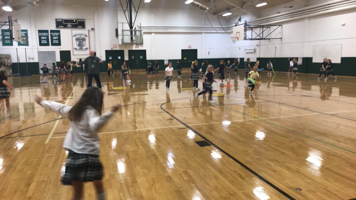 OHSPhysicalEd's tweet photo. Halloween tag- witches,wizards, ghost, and zombies oh my!! #pe #funfitness #chasingandfleeing https://t.co/q0x3Hky4Ar