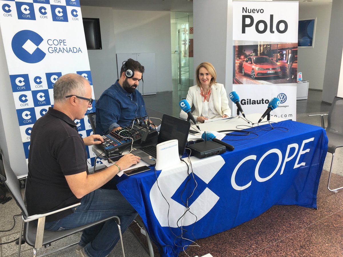 VWGilauto's tweet photo. El equipo de @COPEGranada nos ha visitado hoy para conocer todos los detalles del NUEVO POLO. ¡Gracias por vuestra confianza! #VW #Gilauto https://t.co/8AseHBZxlj