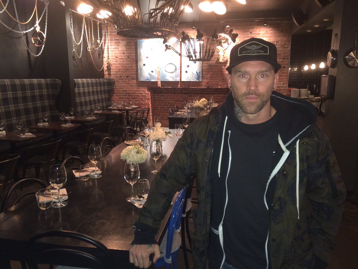 Kamil Karamali (@kamilkaramali) on Twitter photo <a href="/CTVCalgary/">CTV News Calgary</a> .<a href="/WORKSHOPYYC/">WORKSHOP Calgary</a> owner <a href="/chefkenny/">Kenny Kaechele</a> had to close his restaurant because of falling glass. Gets approx 60 ppl during lunch crowd. <a href="/CTVCalgary/">CTV News Calgary</a> <a href="/CTVCalgary/">CTV News Calgary</a> .<a href="/WORKSHOPYYC/">WORKSHOP Calgary</a> owner <a href="/chefkenny/">Kenny Kaechele</a> had to close his restaurant because of falling glass. Gets approx 60 ppl during lunch crowd. <a href="/CTVCalgary/">CTV News Calgary</a>