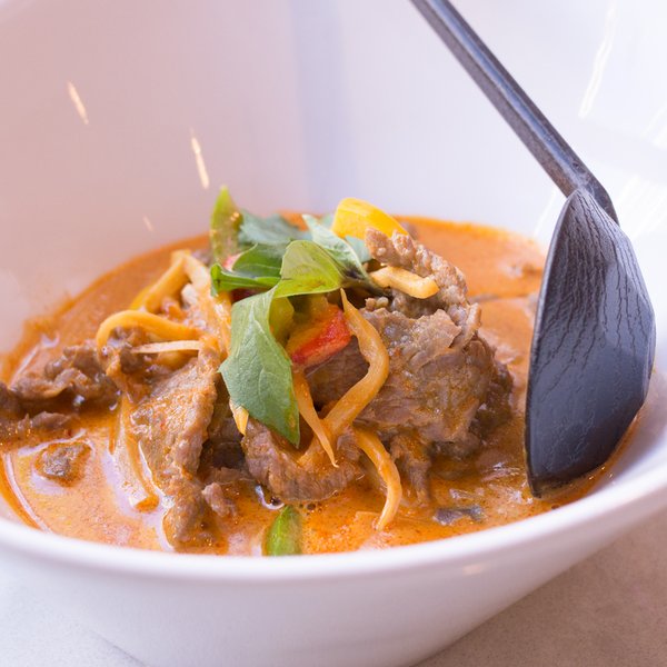 Qooway's tweet photo. Can't say no to #Thai curry. Get rewarded with points using the Qooway app at @pinkethai Alberni. https://t.co/C0VY0PPSxI