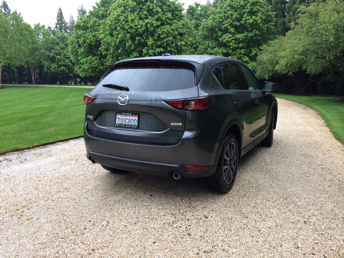 MikeParris04's tweet photo. Will be talking about new Mazda CX-5 tonight 8:10p on WTOP with @dimitriWTOP https://t.co/1Z9OX4osIh