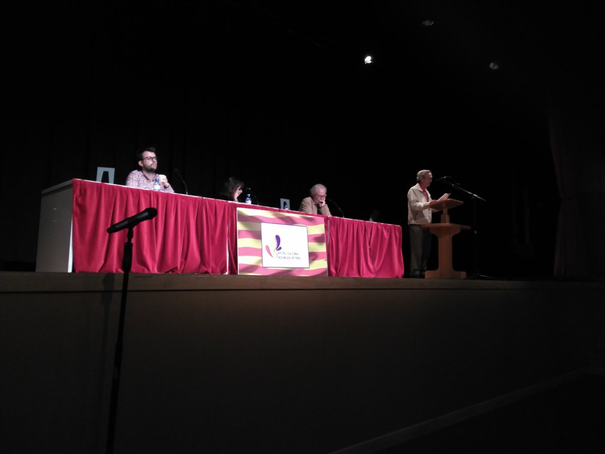 iperezrico's tweet photo. En el Centro Cultural de #Petrer en el acto organizado por el @Frente_Civico con @yayo_herrero
#Elda #AltVinalopo #VinalopoMitja https://t.co/VhPPApwEy3