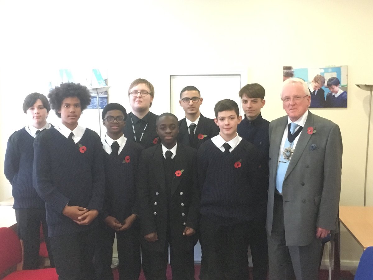 londonnautical's tweet photo. Thank you to the @citylordmayor and Lady Mayoress of London for visiting LNS today. What an honour! https://t.co/Edi5372NmS