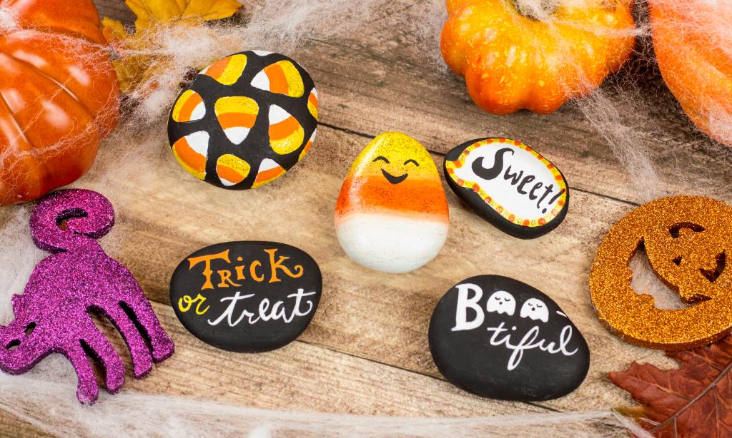 MichaelsStores's tweet photo. #NationalCandyCornDay totally rocks! We love this craft from @DecoArt_Inc . #MakeKindnessRocks https://t.co/BYFCnUZ2Bg https://t.co/VKZM4bilLb