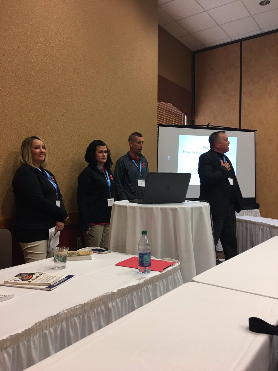 JulieKodl's tweet photo. Presenting at WI Rural Schools Conference about PLCs and how to sustain a PLC over 6 years. @OWSchoolDist #WiRSA2017 https://t.co/QnSZNpLdXD