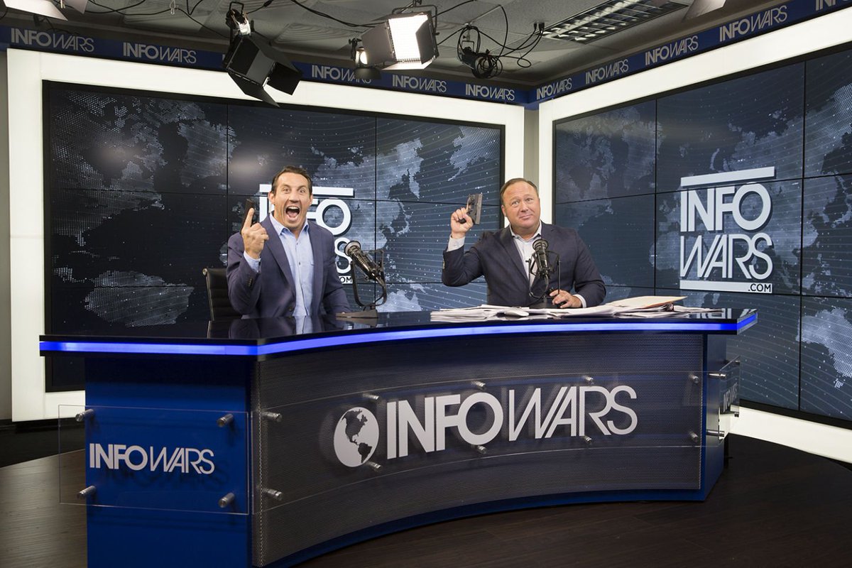 RealAlexJones's tweet photo. 1776 Will Commence Again If You Try To Take Our Firearms... https://t.co/pEZ56qOYJD