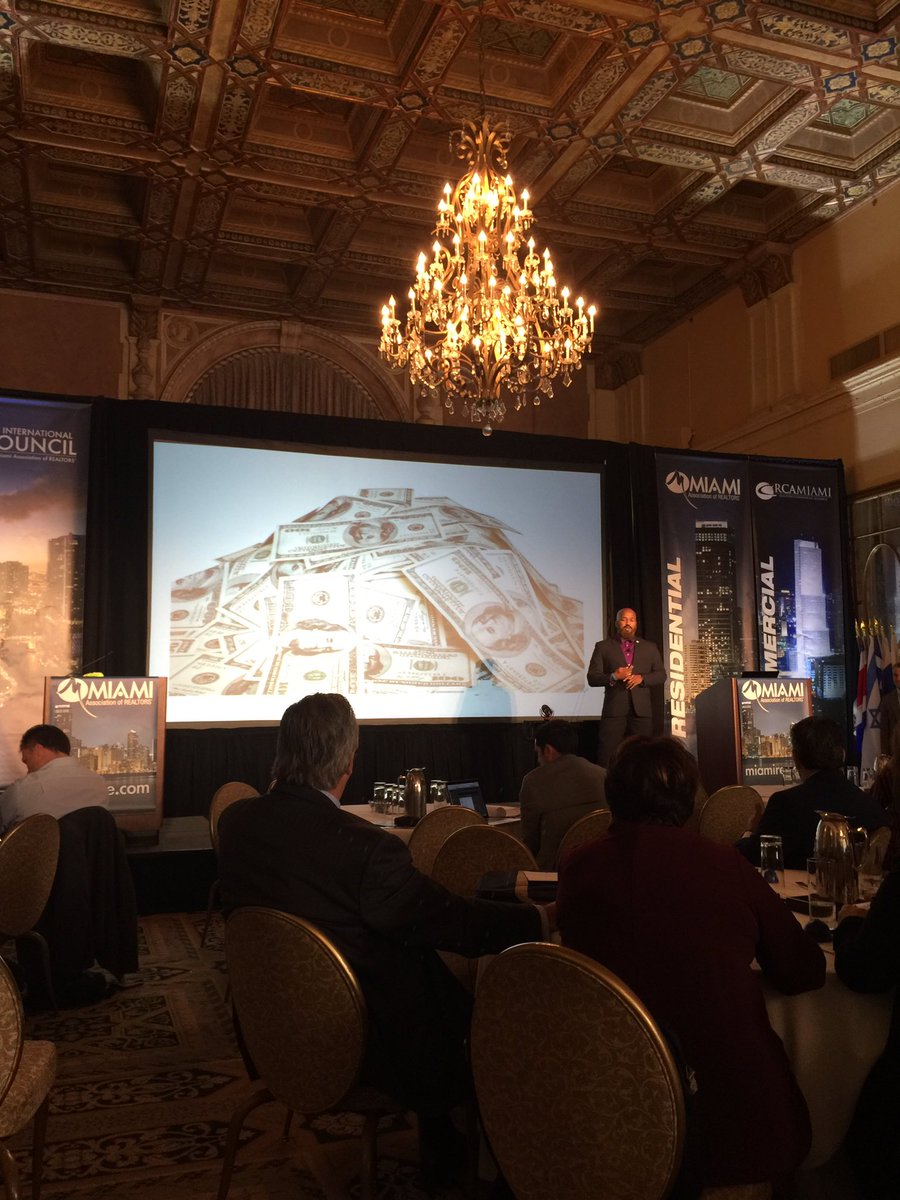 tom_realestate's tweet photo. Do U want more $$$$$? 
Come to #miamicongress @MIAMIaor https://t.co/XnJhs1ukZb